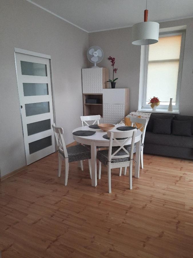 Apartament Nowowiejskiego Świnoujście Exteriör bild